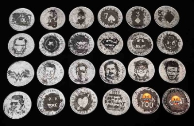 COiN ARTIST (1 x single coin) by Mark Traversoni & iNFiNiTi